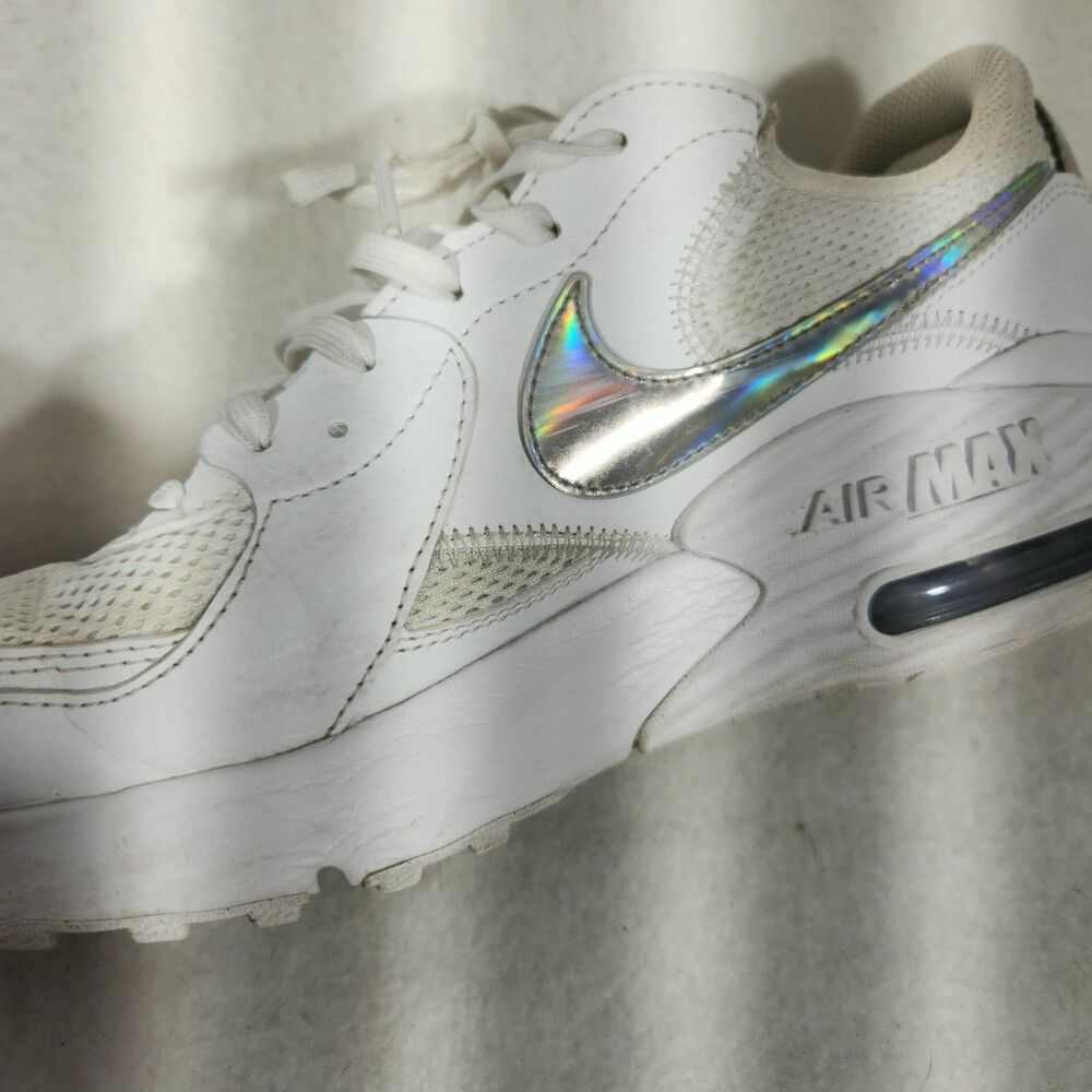 Women’s Nike air max dj6001-100- Size 11 White / Chrome